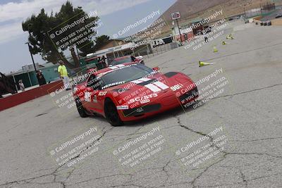 media/Jun-01-2025-CalClub SCCA (Sun) [[eae223c5dd]]/Around pit/